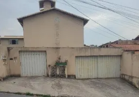 Foto 1 de Casa com 2 Quartos à venda, 61m² em Vila Verde, Betim