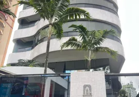 Foto 1 de Apartamento com 4 Quartos à venda, 250m² em Umarizal, Belém