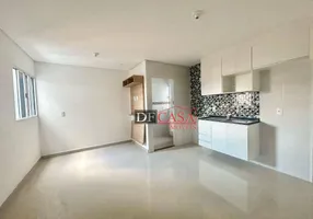 Foto 1 de Apartamento com 2 Quartos à venda, 42m² em Itaquera, São Paulo