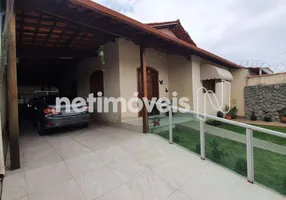 Foto 1 de Casa com 3 Quartos à venda, 360m² em Heliópolis, Belo Horizonte