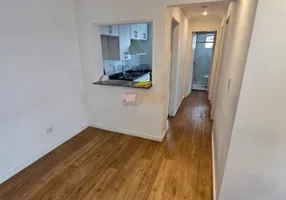 Foto 1 de Apartamento com 2 Quartos para alugar, 54m² em Vila Valparaiso, Santo André