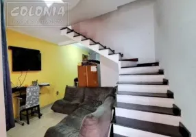 Foto 1 de Sobrado com 3 Quartos à venda, 79m² em Vila Mazzei, Santo André