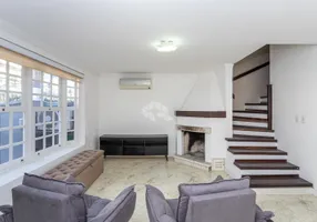 Foto 1 de Casa de Condomínio com 3 Quartos à venda, 187m² em Chácara das Pedras, Porto Alegre