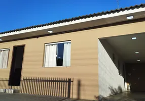 Foto 1 de Casa com 2 Quartos à venda, 82m² em Jardim Monte Santo, Almirante Tamandaré