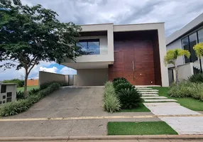 Foto 1 de Casa de Condomínio com 4 Quartos à venda, 480m² em ALPHAVILLE CRUZEIRO DO SUL, Goiânia