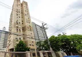 Foto 1 de Apartamento com 2 Quartos para venda ou aluguel, 55m² em Santana, Porto Alegre