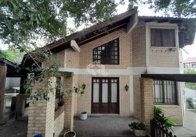 Foto 1 de Casa de Condomínio com 3 Quartos à venda, 180m² em Espiríto Santo, Porto Alegre