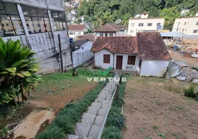 Foto 1 de Lote/Terreno à venda, 550m² em Tijuca, Teresópolis