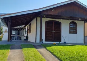 Foto 1 de Casa com 2 Quartos à venda, 104m² em PRAIA DE MARANDUBA, Ubatuba