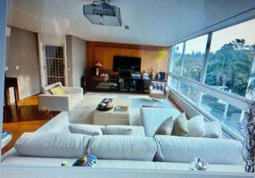 Foto 1 de Apartamento com 2 Quartos à venda, 180m² em Pacaembu, São Paulo