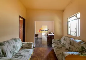 Foto 1 de Casa com 5 Quartos à venda, 201m² em Afonso Pena, Divinópolis