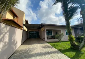 Foto 1 de Casa com 4 Quartos à venda, 160m² em Iririú, Joinville