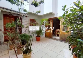 Foto 1 de Casa com 3 Quartos à venda, 215m² em Tristeza, Porto Alegre