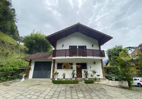 Foto 1 de Casa de Condomínio com 6 Quartos à venda, 190m² em Granja Guarani, Teresópolis