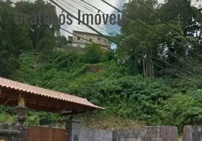 Foto 1 de Lote/Terreno à venda, 668m² em Quitandinha, Petrópolis