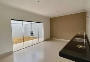 Foto 1 de Casa com 3 Quartos à venda, 90m² em Itaigara, Jequié