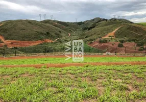 Foto 1 de Lote/Terreno à venda, 748m² em Casa de Pedra, Volta Redonda