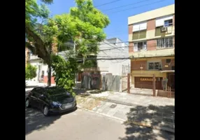 Foto 1 de Lote/Terreno à venda, 224m² em Azenha, Porto Alegre