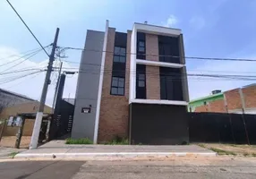 Foto 1 de Apartamento com 2 Quartos à venda, 38m² em Parque das Paineiras, São Paulo