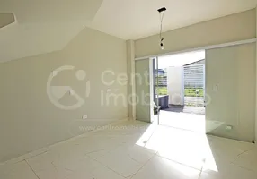 Foto 1 de Casa de Condomínio com 2 Quartos à venda, 50m² em Estancia Sao Jose, Peruíbe