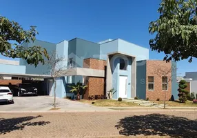 Foto 1 de Casa de Condomínio com 3 Quartos à venda, 240m² em Parque Sisi, São Carlos
