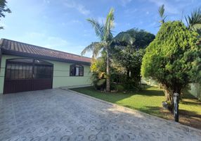 Foto 1 de Casa com 4 Quartos à venda, 340m² em Campina Da Barra, Araucária