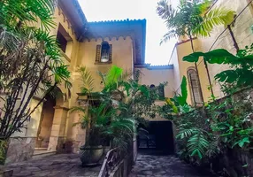 Foto 1 de Casa com 5 Quartos à venda, 452m² em Laranjeiras, Rio de Janeiro