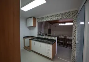 Foto 1 de Apartamento com 3 Quartos à venda, 90m² em Vila Dois de Julho, Salvador