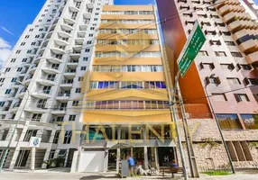 Foto 1 de Apartamento com 3 Quartos à venda, 102m² em Centro, Curitiba