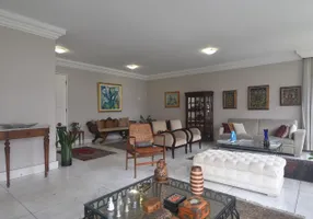 Foto 1 de Apartamento com 4 Quartos à venda, 240m² em Lourdes, Belo Horizonte