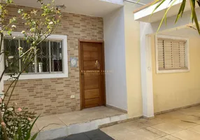 Foto 1 de Casa com 3 Quartos à venda, 104m² em Quiririm, Taubaté