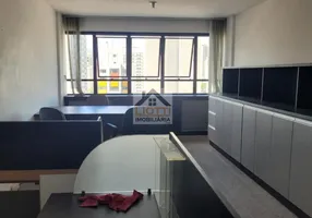 Foto 1 de Apartamento com 1 Quarto para alugar, 50m² em Centro, Curitiba