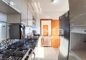 Foto 1 de Apartamento com 3 Quartos à venda, 87m² em Alto Umuarama, Uberlândia