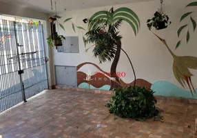 Foto 1 de Casa com 3 Quartos à venda, 250m² em Vila Mesquita, São Paulo