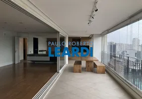Foto 1 de Apartamento com 4 Quartos à venda, 224m² em Itaim Bibi, São Paulo