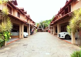 Foto 1 de Casa de Condomínio com 3 Quartos à venda, 194m² em Vila Assunção, Porto Alegre