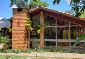 Foto 1 de Casa de Condomínio com 4 Quartos à venda, 120m² em Araras, Petrópolis