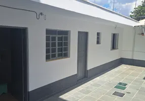 Foto 1 de Casa com 1 Quarto para alugar, 60m² em Vila São Domingos, São Paulo
