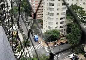 Foto 1 de Apartamento com 3 Quartos à venda, 200m² em Higienópolis, São Paulo