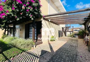 Foto 1 de Casa com 3 Quartos à venda, 237m² em Centro, Navegantes