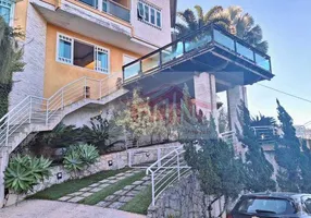 Foto 1 de Casa de Condomínio com 4 Quartos à venda, 280m² em Badu, Niterói