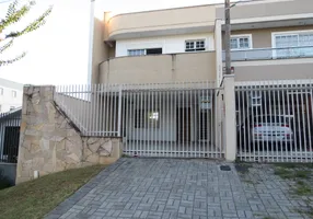 Foto 1 de Sobrado com 4 Quartos à venda, 214m² em Boa Vista, Curitiba