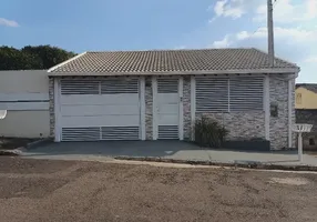 Foto 1 de Casa com 3 Quartos à venda, 200m² em Brasília Teimosa, Recife