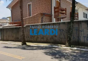 Foto 1 de Sobrado com 4 Quartos para venda ou aluguel, 110m² em Moema, São Paulo