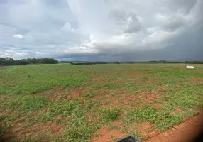 Foto 1 de Fazenda/Sítio à venda, 10700000m² em Zona Rural, Campinápolis