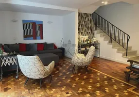 Foto 1 de Casa com 3 Quartos à venda, 270m² em Vila Nova Conceição, São Paulo