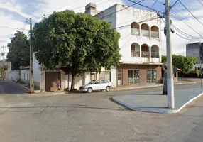 Foto 1 de Casa com 3 Quartos à venda, 454m² em Centro, Porteirinha