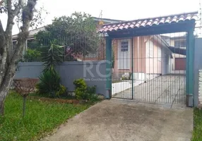 Foto 1 de Casa com 2 Quartos à venda, 98m² em Espiríto Santo, Porto Alegre
