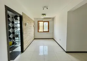 Foto 1 de Apartamento com 2 Quartos à venda, 54m² em Jardim Botânico, Porto Alegre