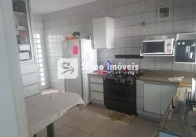 Foto 1 de Sobrado com 3 Quartos à venda, 252m² em Centro, Uberlândia